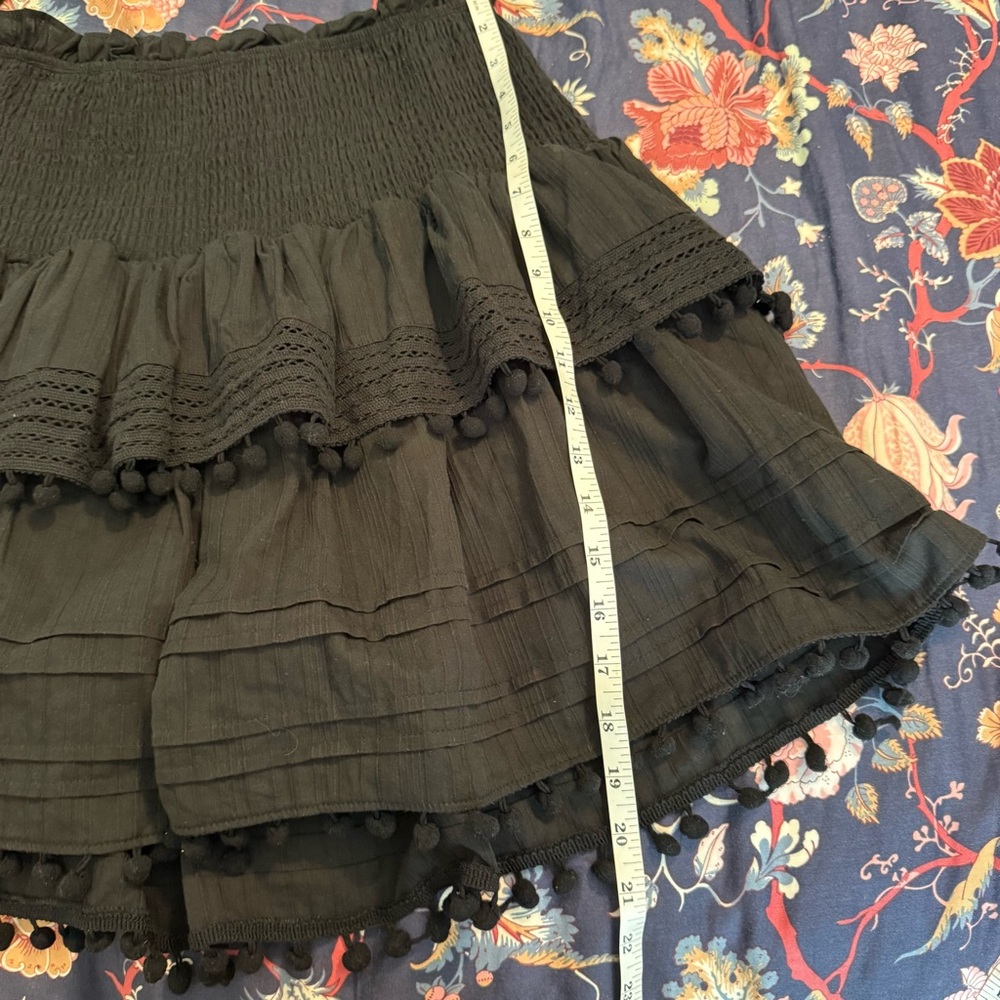 House of Harlow 1960 Black Tiered Smocked Waist Pom Pom Tiered Skirt size Large - Picture 10 of 11